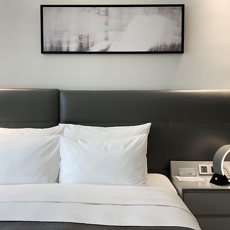 M Hotel Saigon Хошимин Экстерьер фото